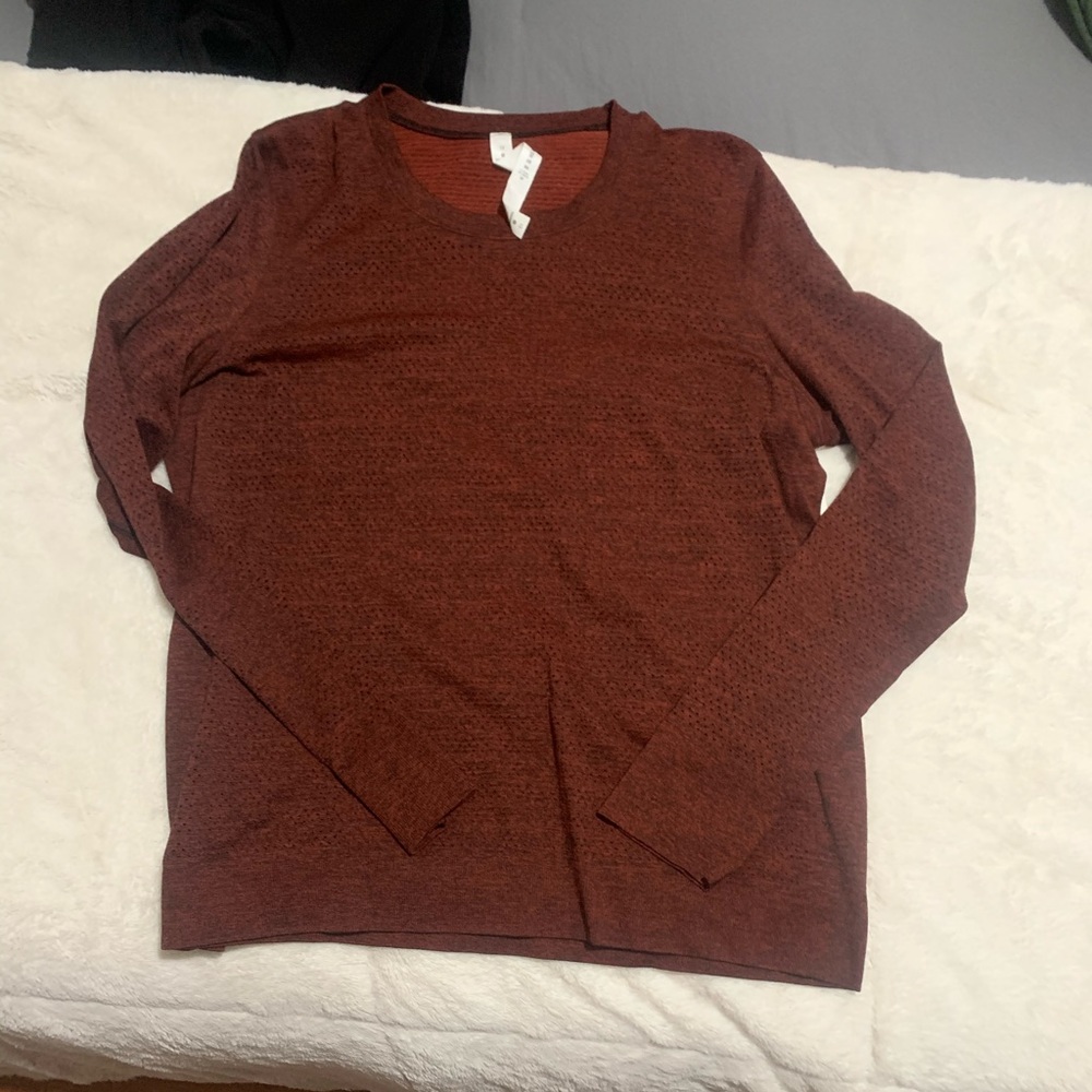 LuluLemon swiftly breeze